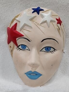 VINTAGE HAND-PAINTED CERAMIC PATRIOTIC STAR FACE WALL MASK